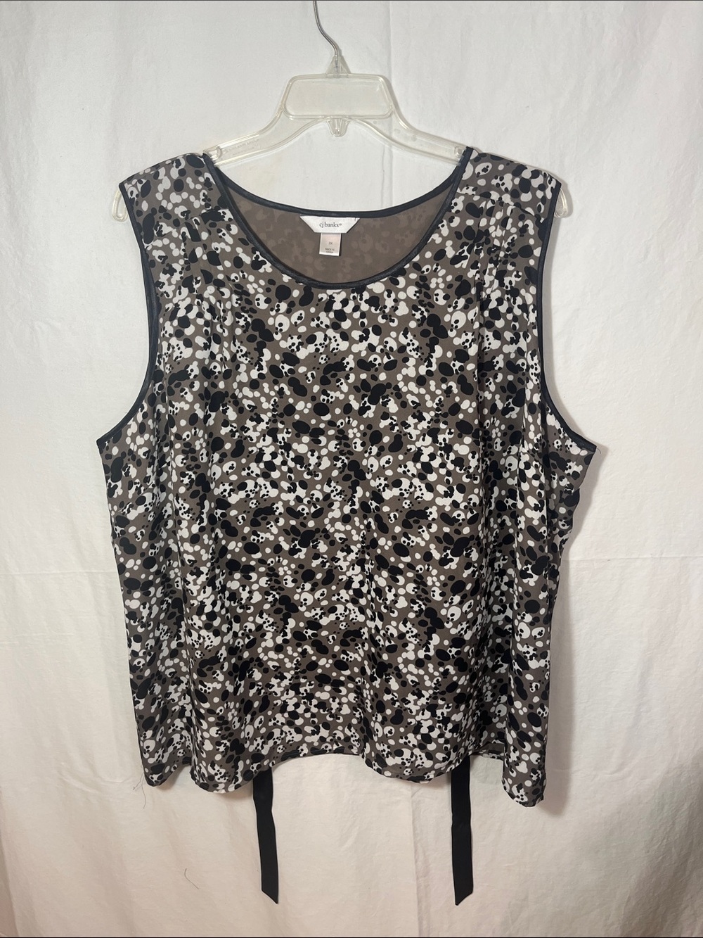 CJ Banks Black, White & Gray Abstract Dotted Tank with silk tie in back